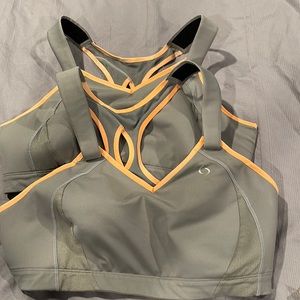 Vintage Moving comfort Juno sports bras